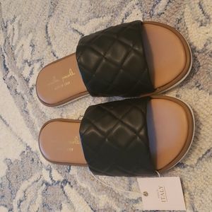 Mila Paoli Black Quilted Sandals, Made in Italy, New with Tags, Size 7